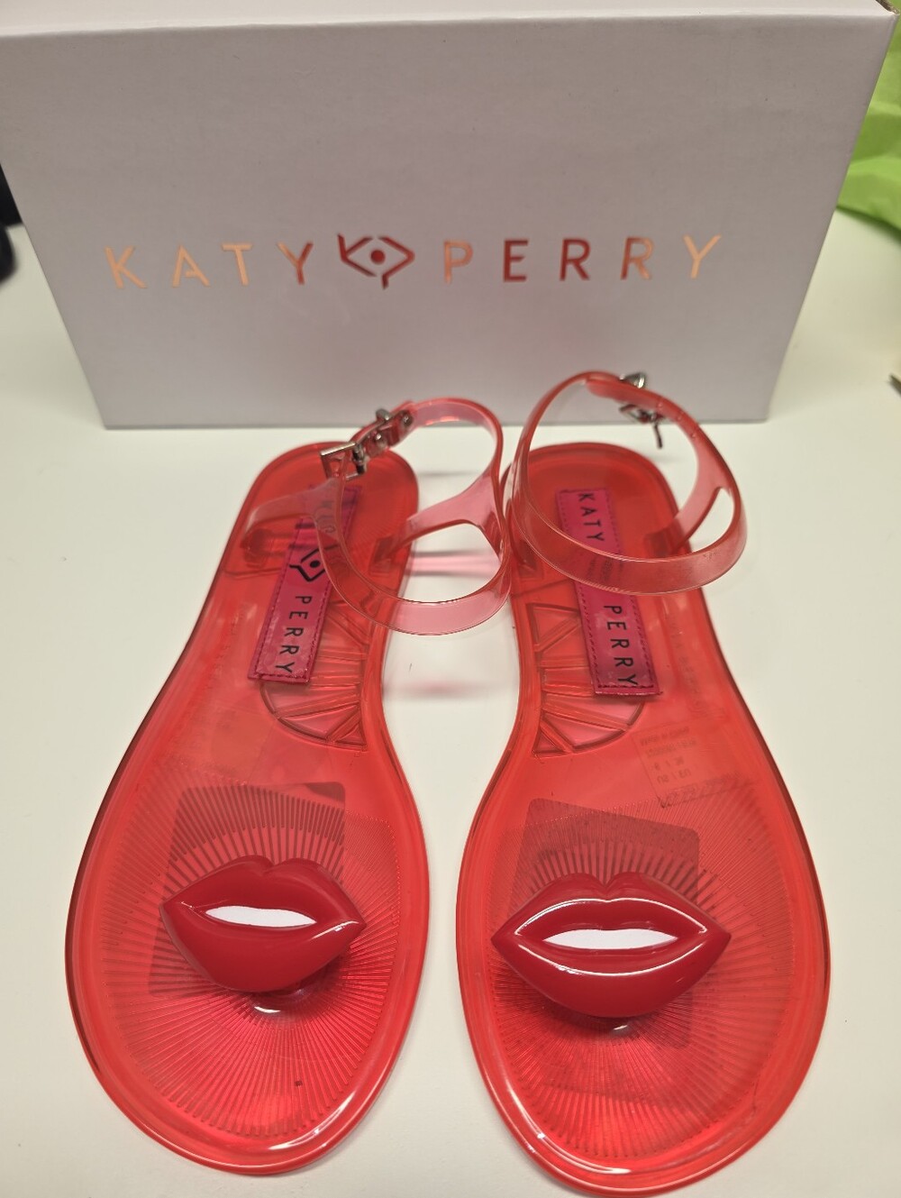 NWT Katy Perry Red Geli Lips PVC Sandals US 6